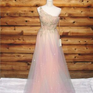 Mac Duggal Gown Dress